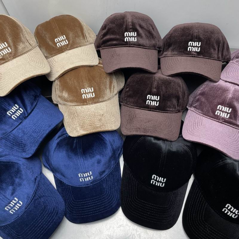 Miumiu cap dx (199)