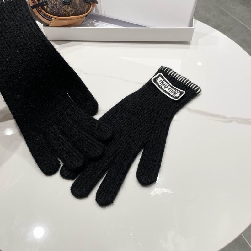 Miumiu gloves 37 (14)