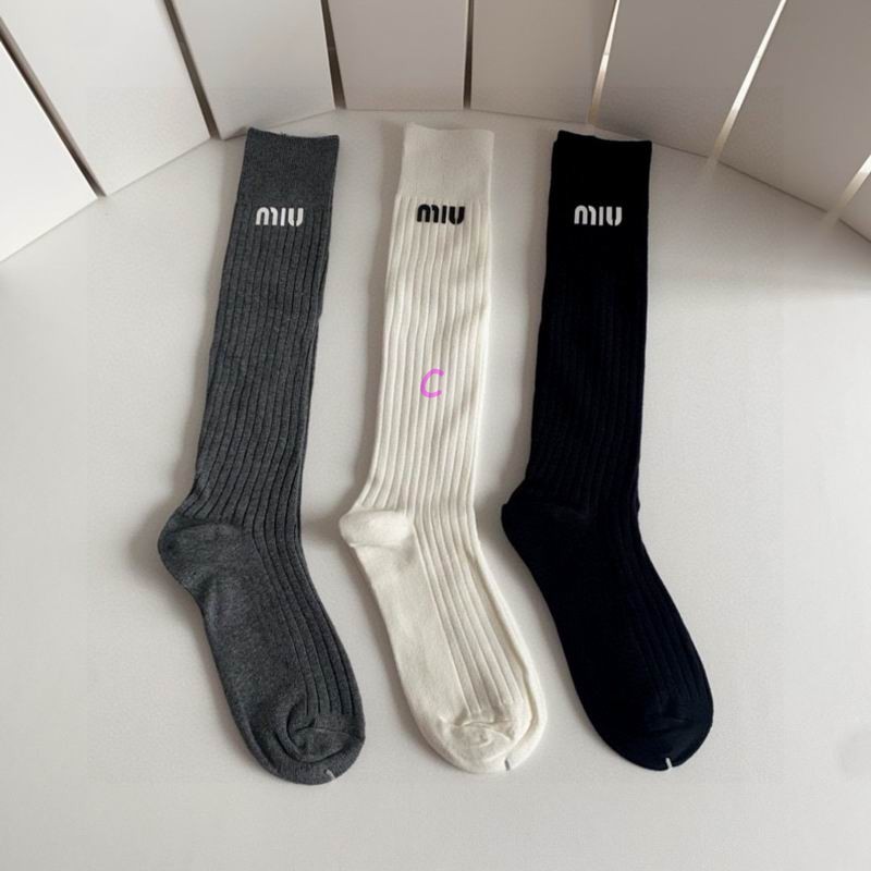 Miumiu socks (35)