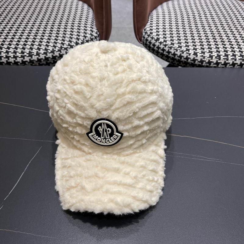 Moncler Cap (214)