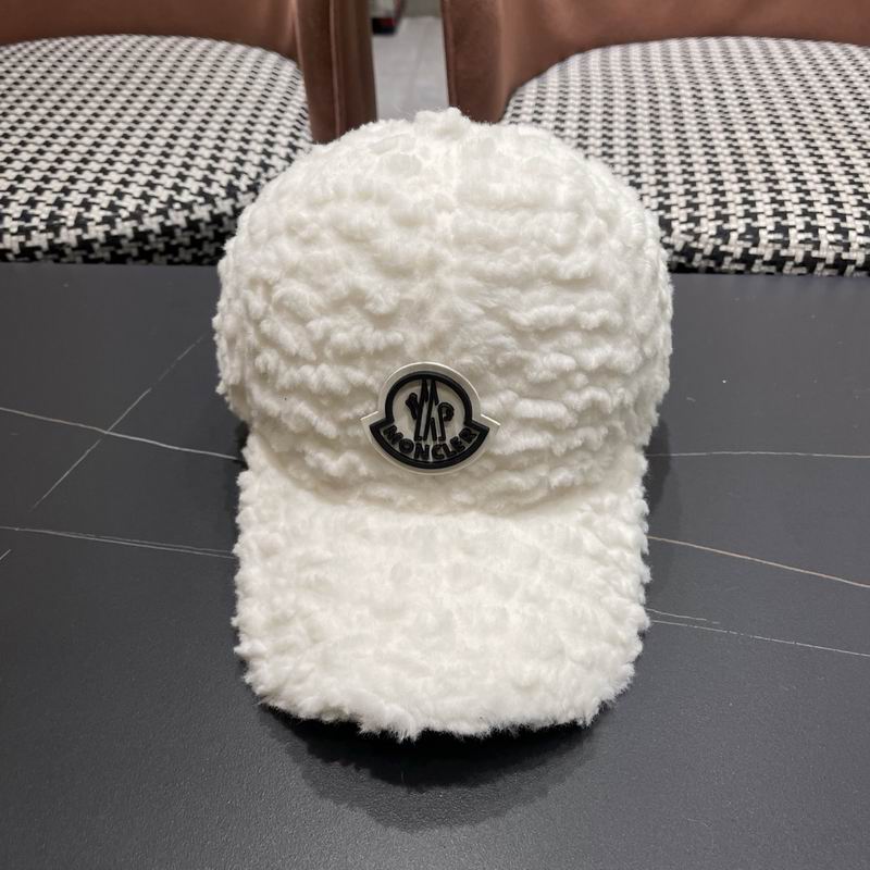 Moncler Cap (249)