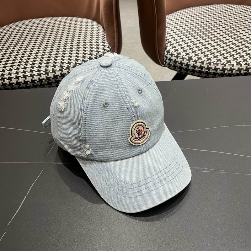 Moncler Cap (501)