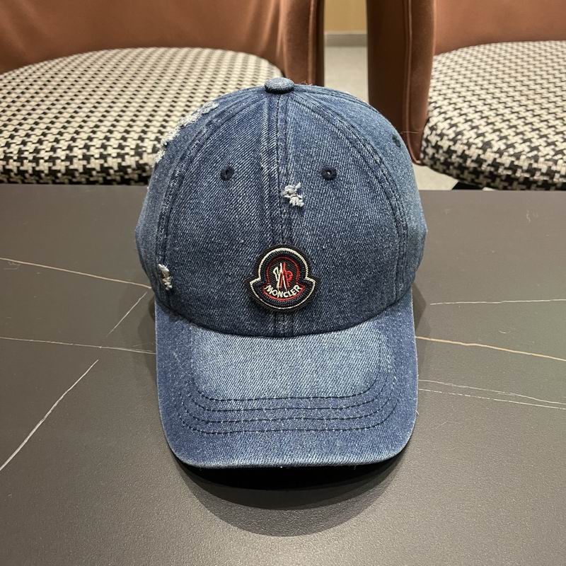 Moncler Cap (525)