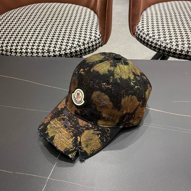 Moncler Cap (603)