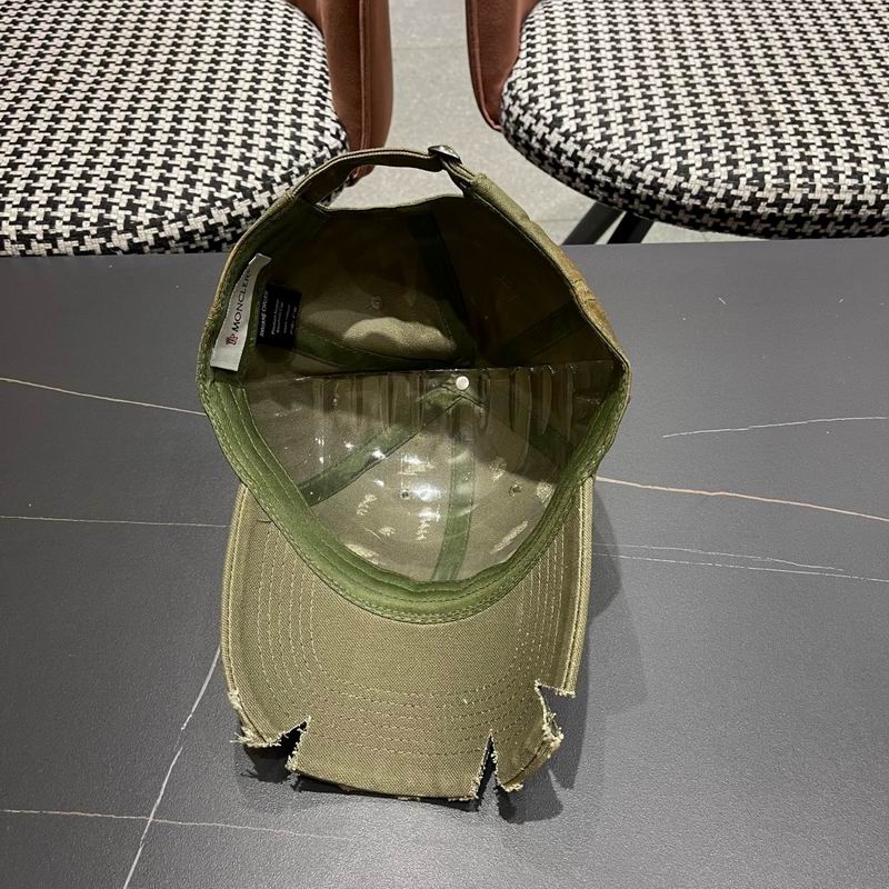 Moncler Cap (616)