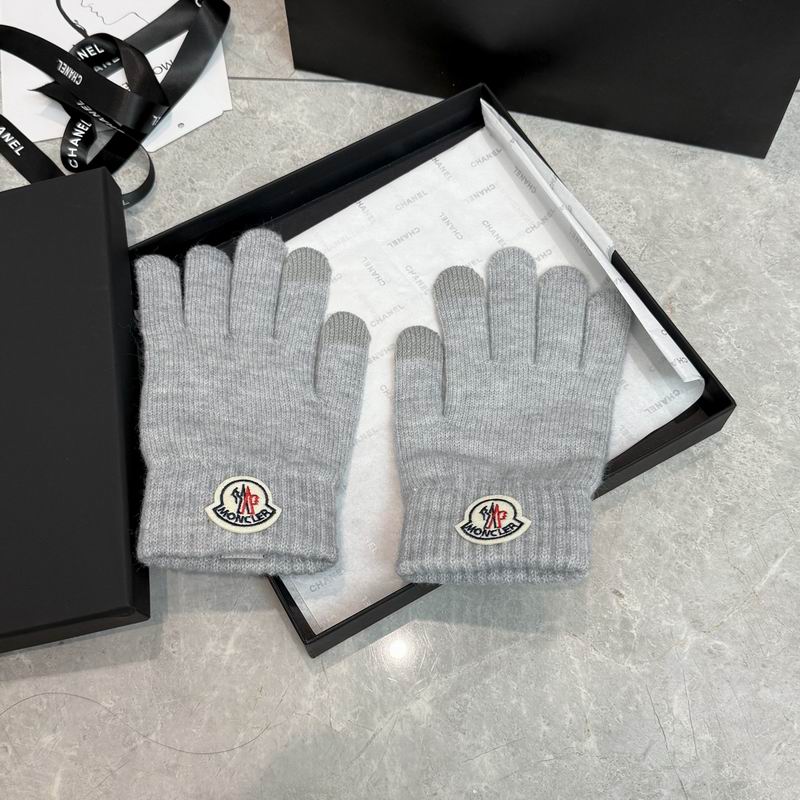 Moncler Gloves 01 (21)