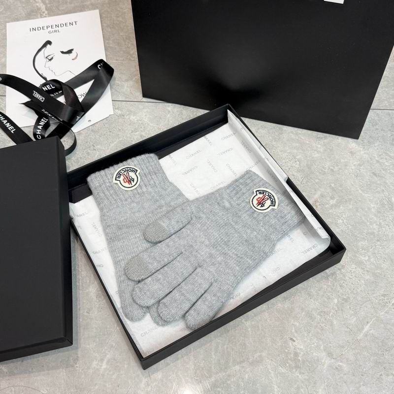 Moncler Gloves 01 (23)