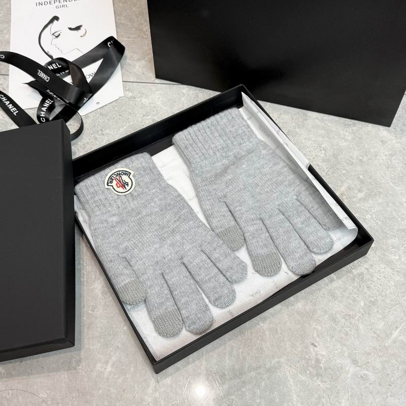 Moncler Gloves 01 (26)