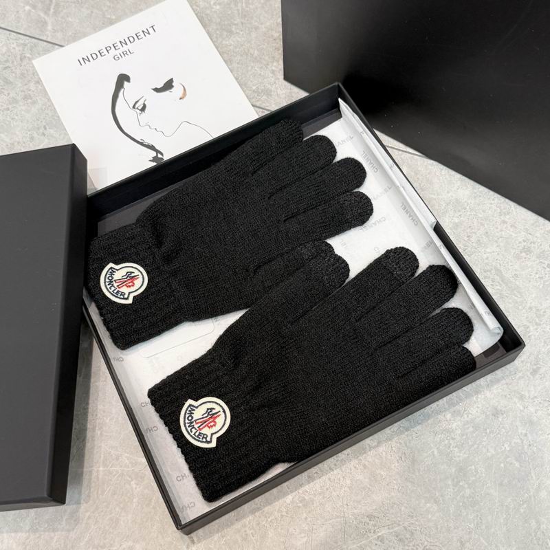 Moncler Gloves 01 (32)