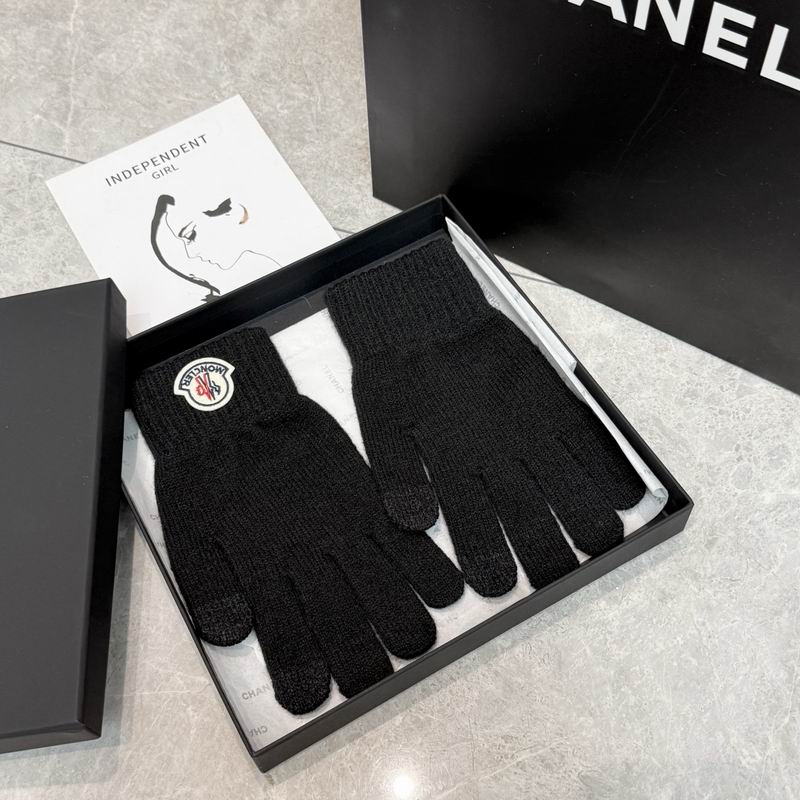 Moncler Gloves 01 (34)