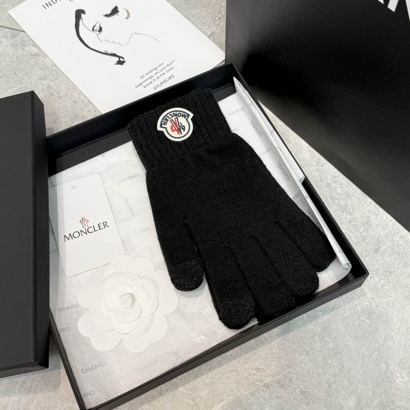 Moncler Gloves 01 (35)