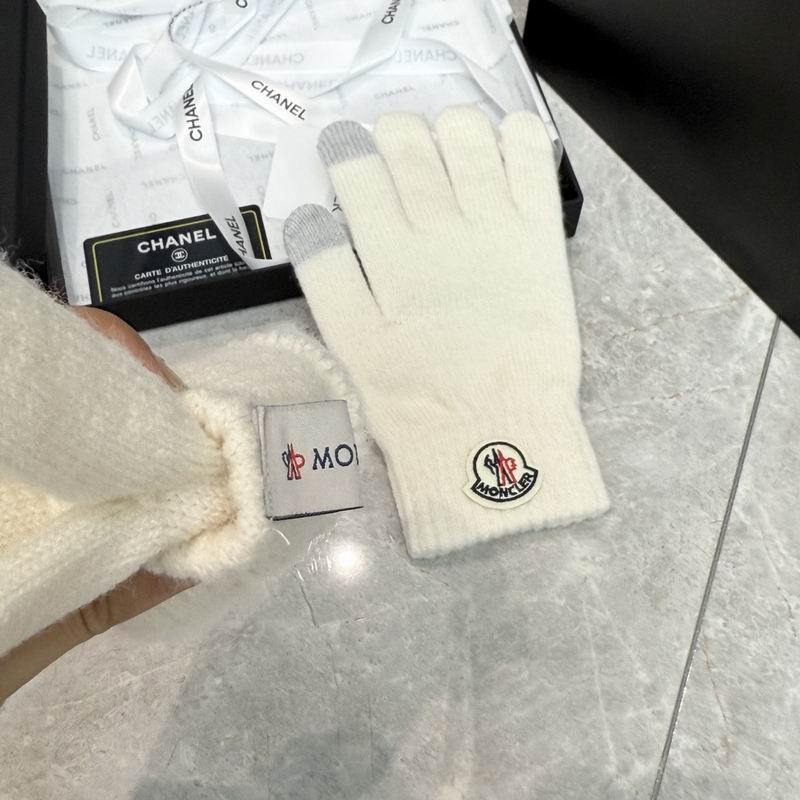 Moncler Gloves 01 (40)