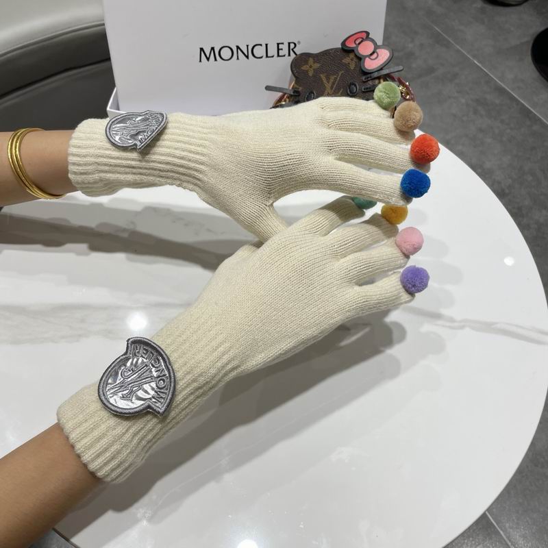 Moncler Gloves 13 (2)