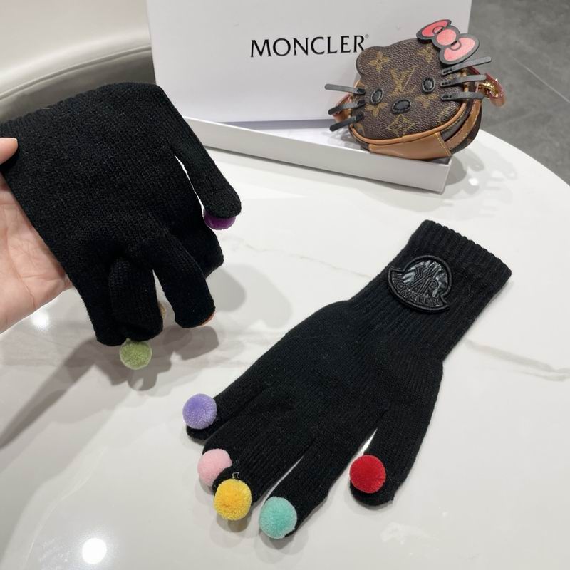 Moncler Gloves 13 (25)