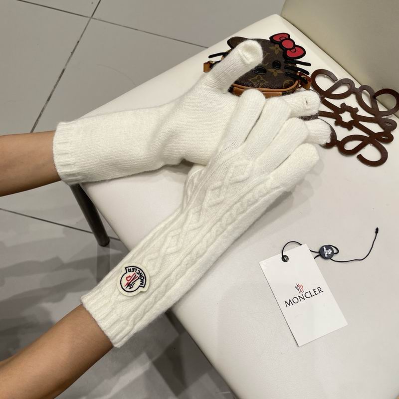 Moncler Gloves 175 (11)