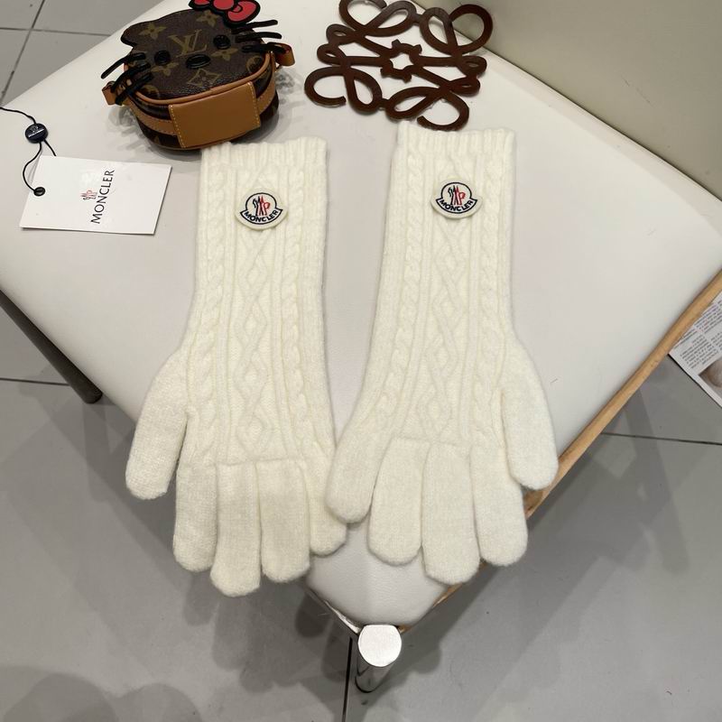 Moncler Gloves 175 (18)