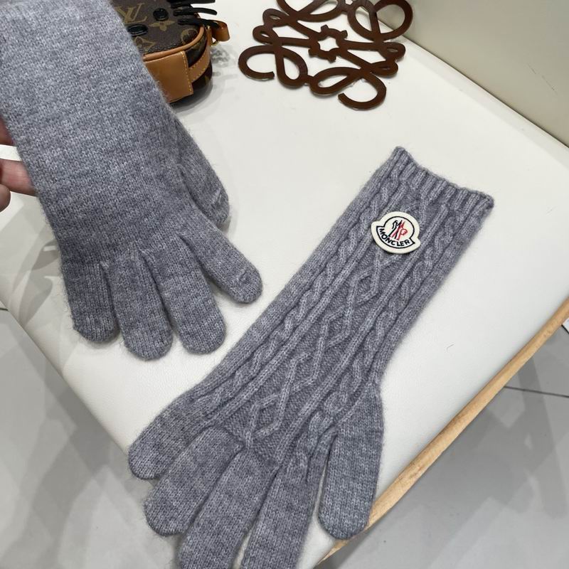 Moncler Gloves 175 (6)