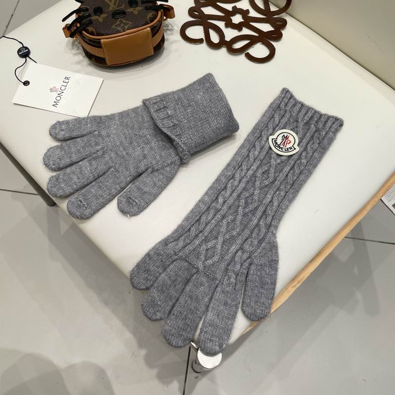 Moncler Gloves 175 (7)