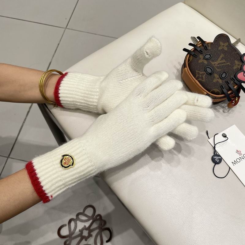 Moncler Gloves 177 (12)