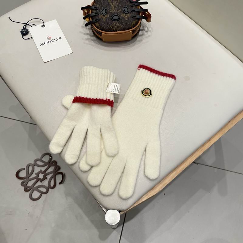 Moncler Gloves 177 (16)