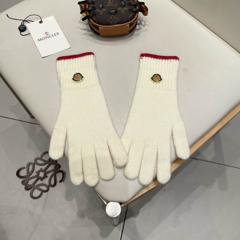 Moncler Gloves 177 (18)