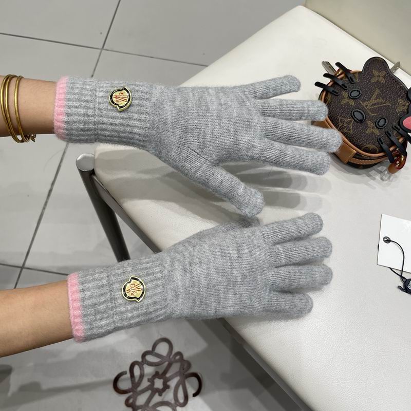 Moncler Gloves 177 (19)