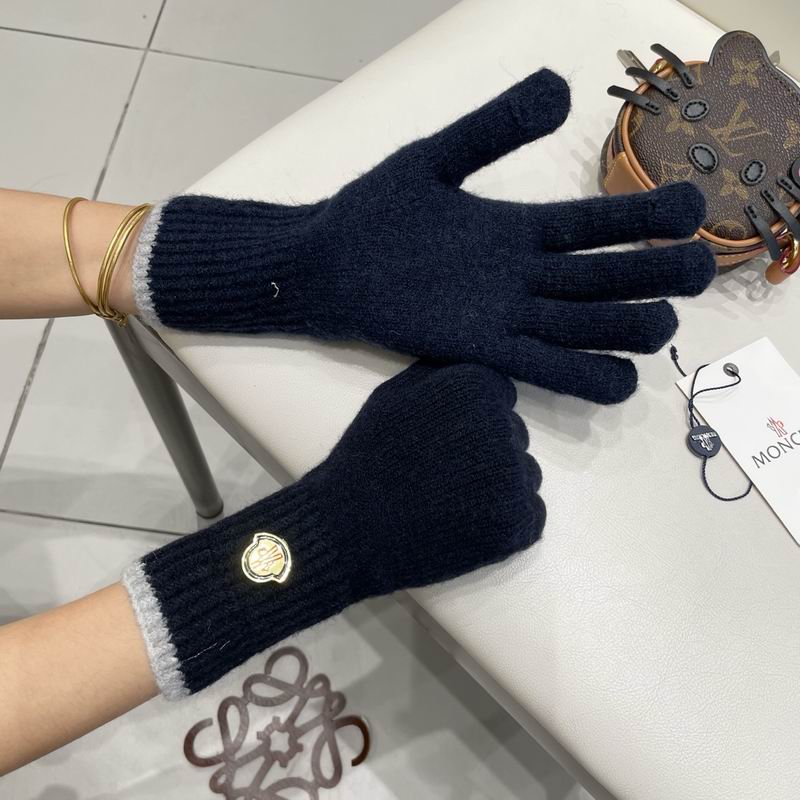 Moncler Gloves 177 (2)