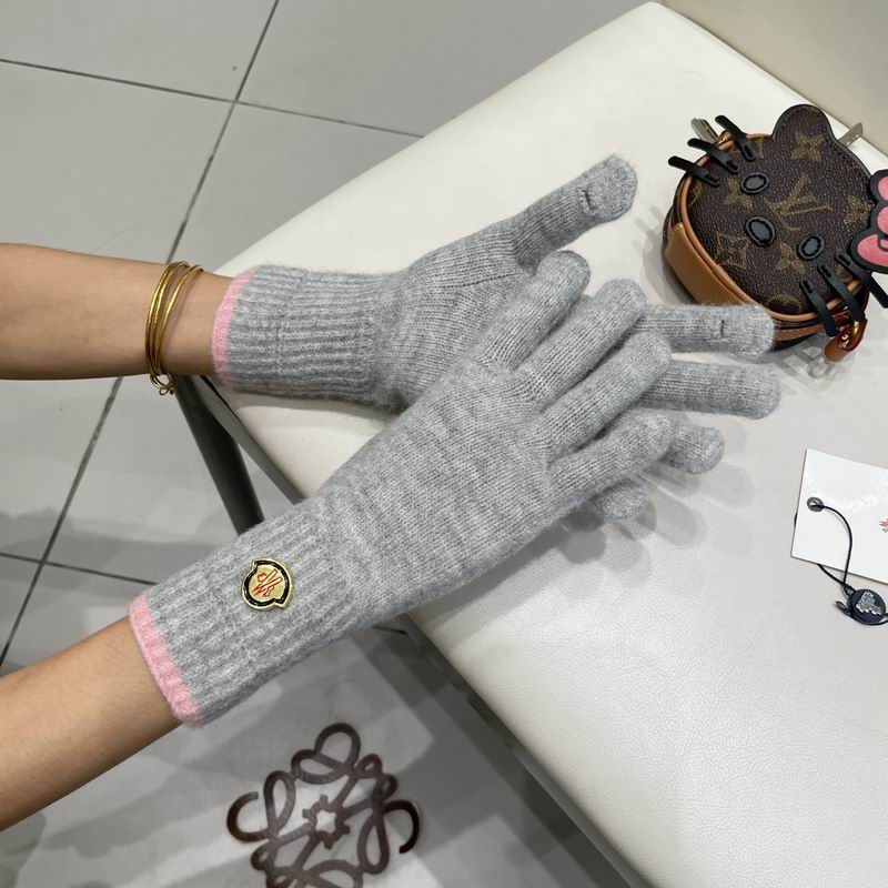 Moncler Gloves 177 (21)