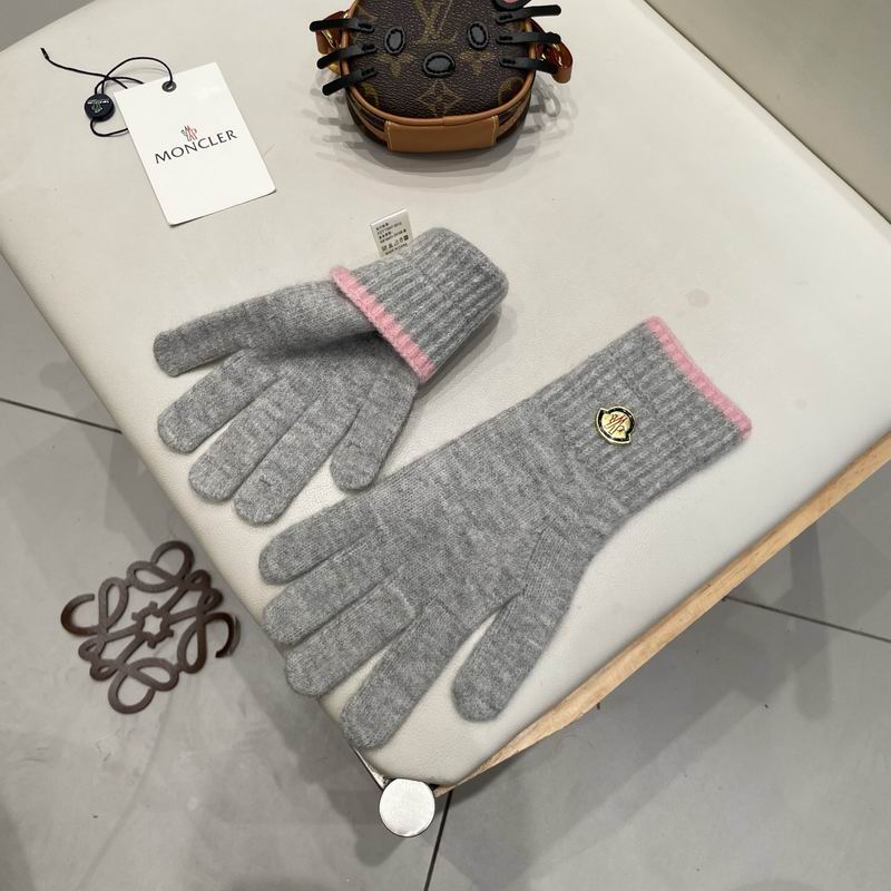 Moncler Gloves 177 (25)