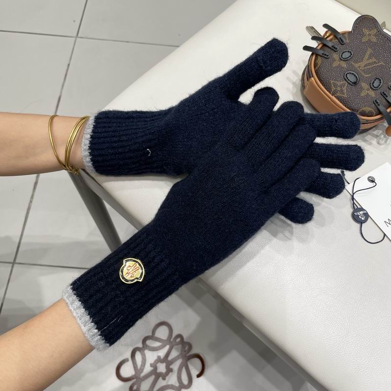 Moncler Gloves 177 (3)
