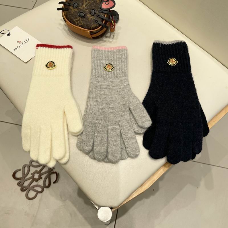 Moncler Gloves 177 (5)