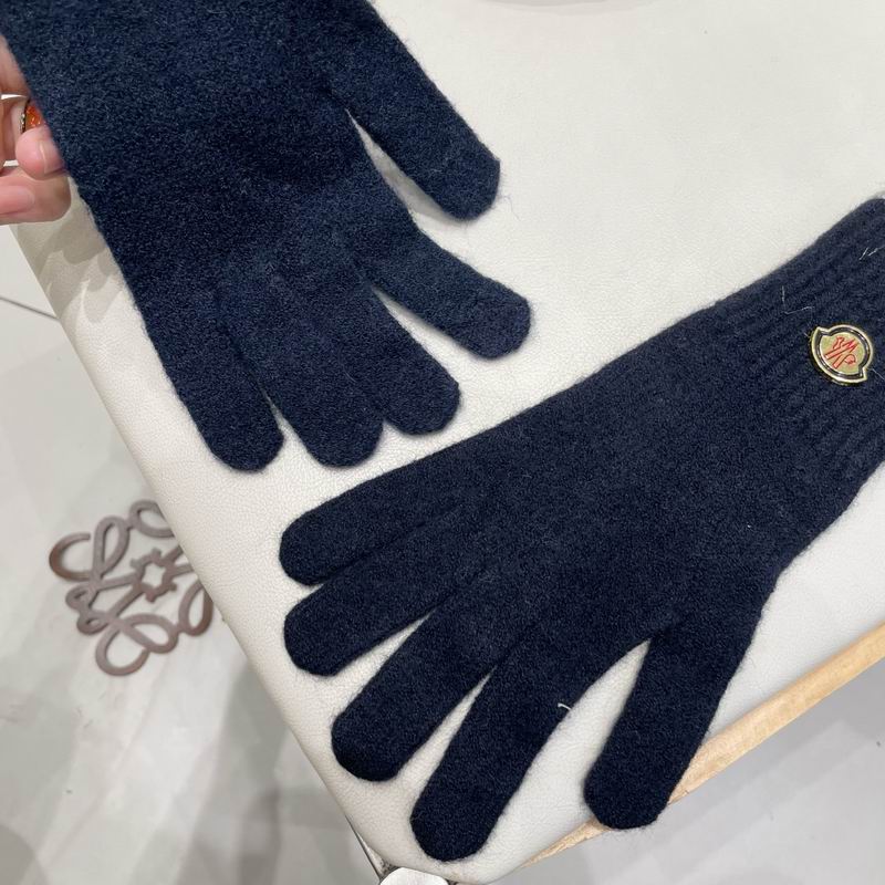 Moncler Gloves 177 (6)