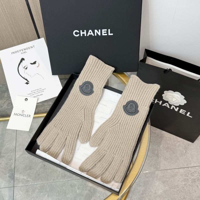 Moncler Gloves 20 (24)