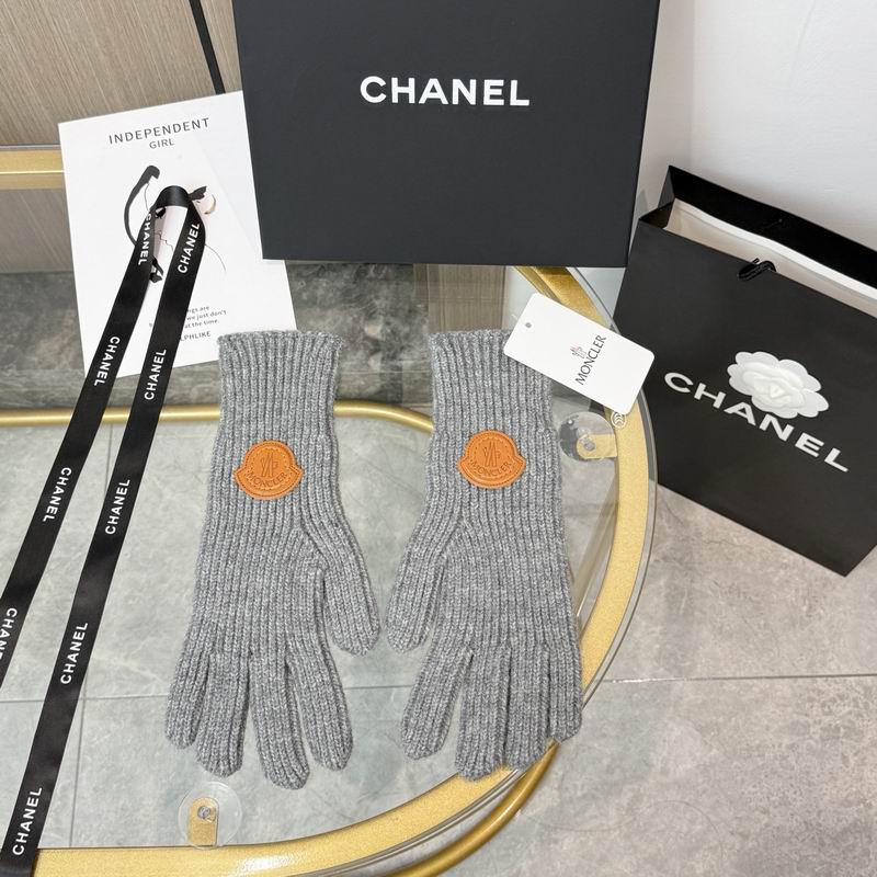 Moncler Gloves 20 (7)