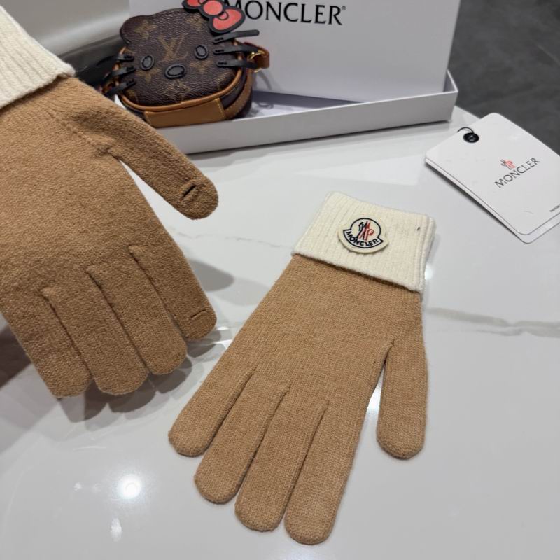 Moncler Gloves 56 (11)
