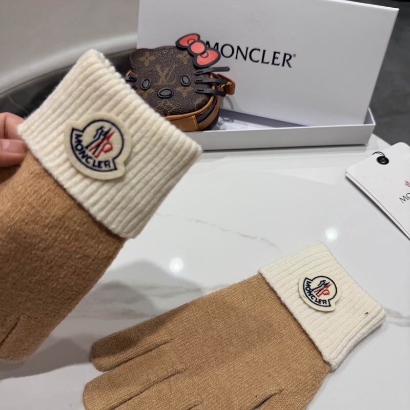 Moncler Gloves 56 (14)
