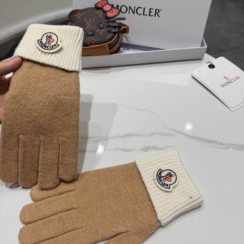 Moncler Gloves 56 (9)
