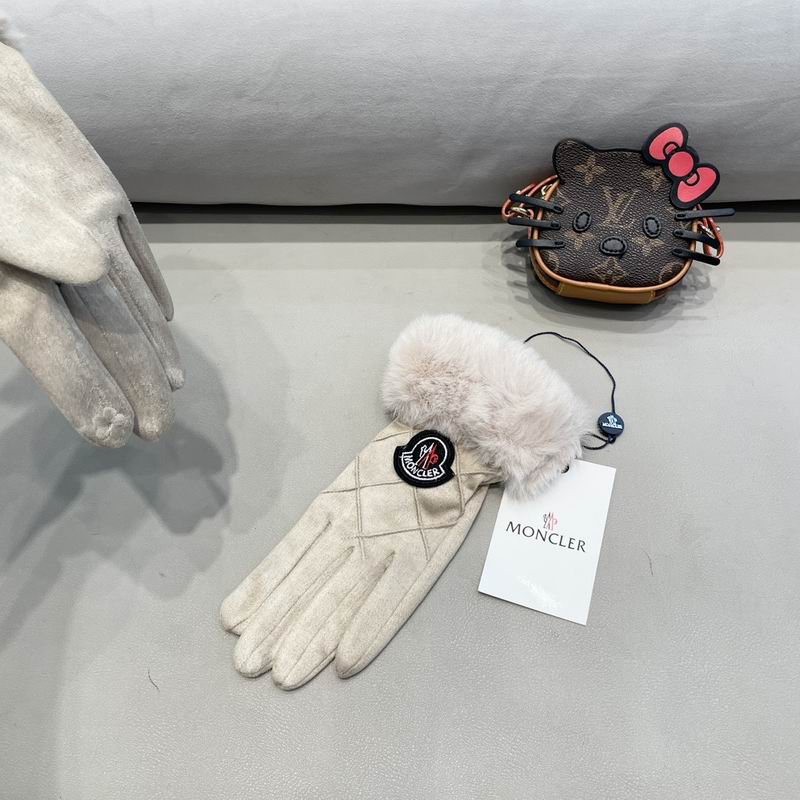 Moncler Gloves 60 (26)