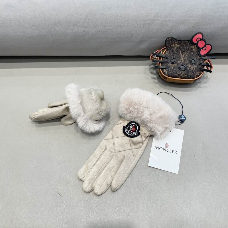Moncler Gloves 60 (27)