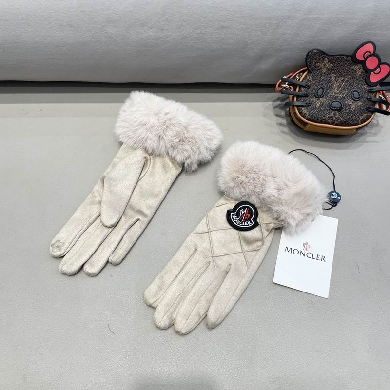 Moncler Gloves 60 (28)