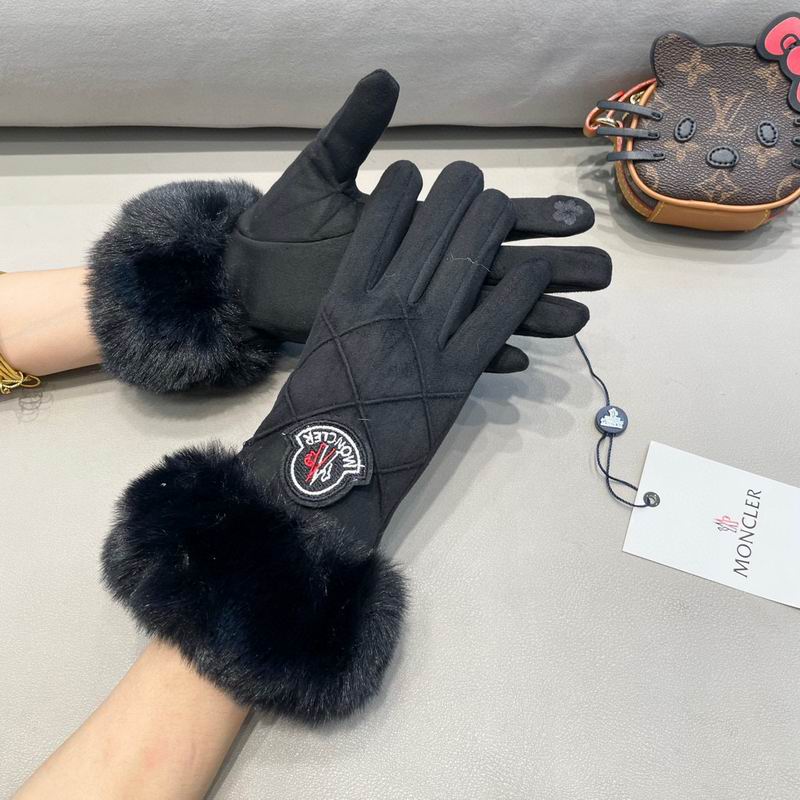 Moncler Gloves 60 (3)