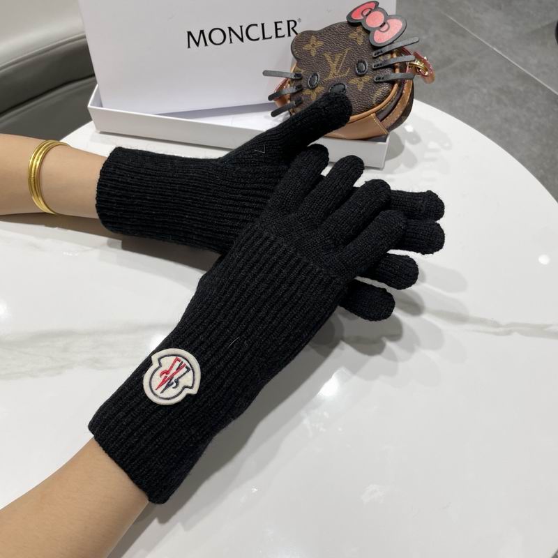 Moncler Gloves 66 (11)