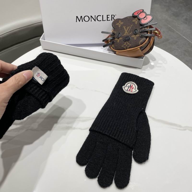 Moncler Gloves 66 (16)
