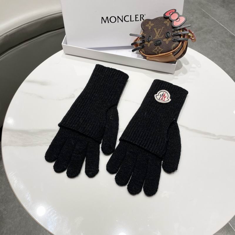 Moncler Gloves 66 (17)
