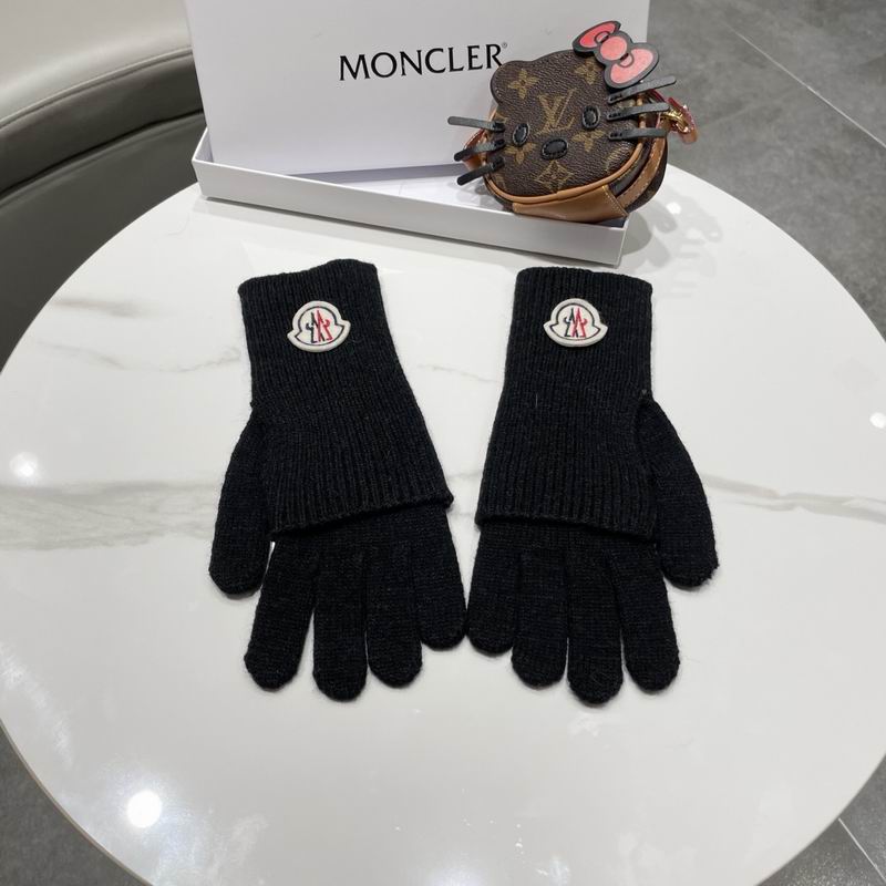Moncler Gloves 66 (18)