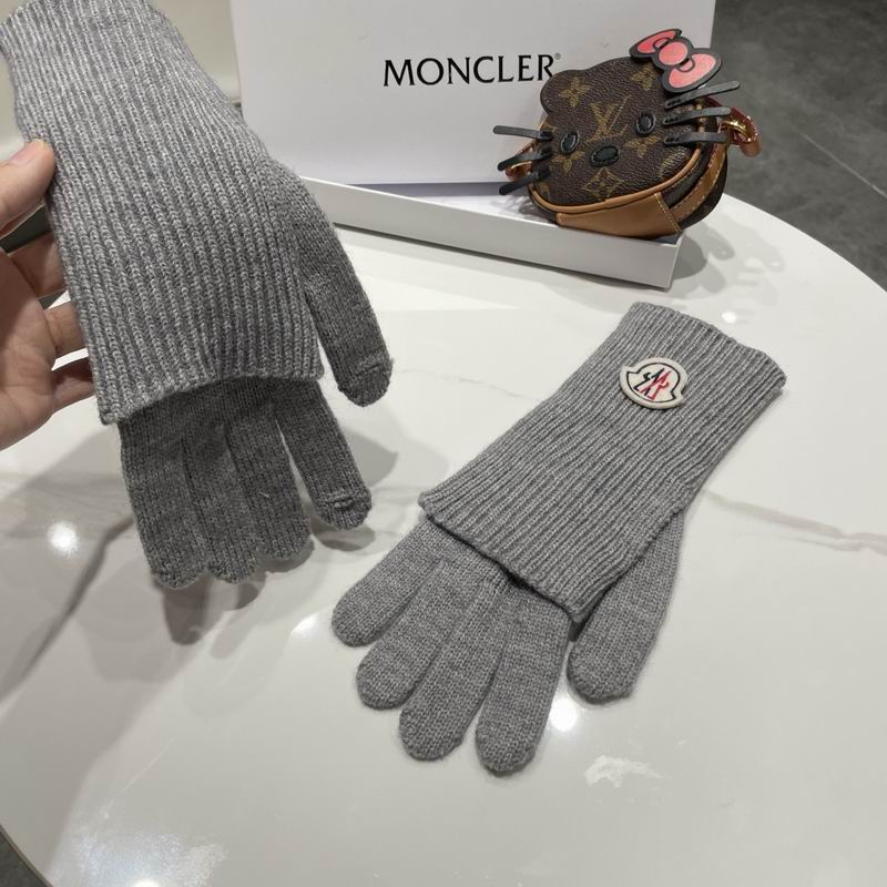 Moncler Gloves 66 (33)