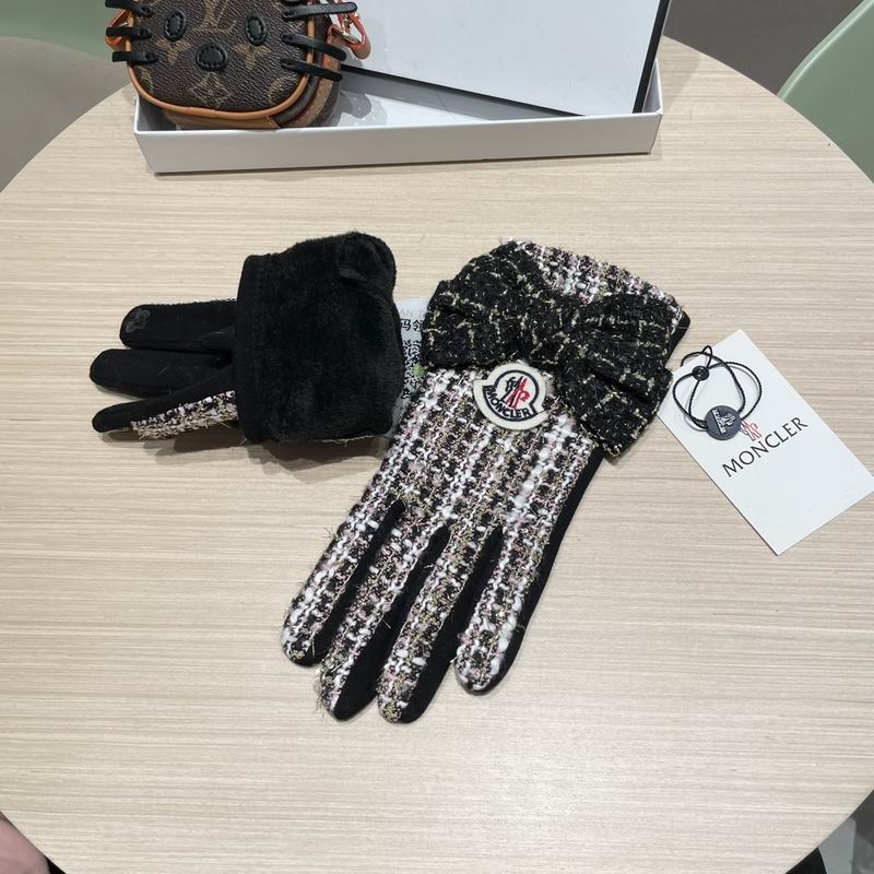 Moncler Gloves 70 (25)