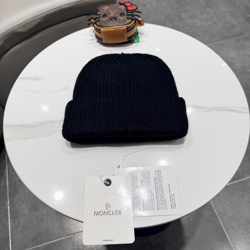 Moncler Hat (143)