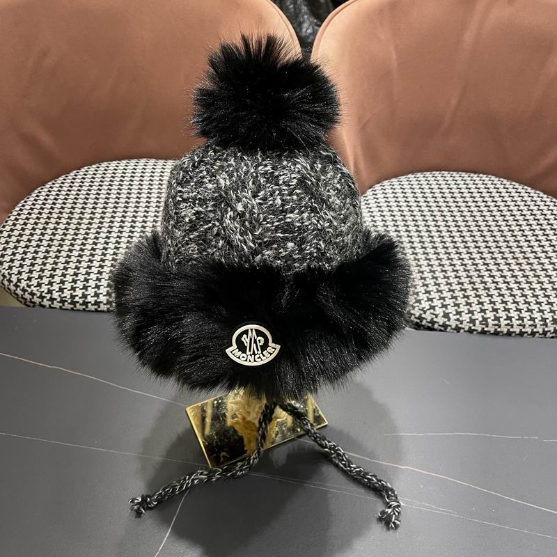 Moncler Hat (1549)