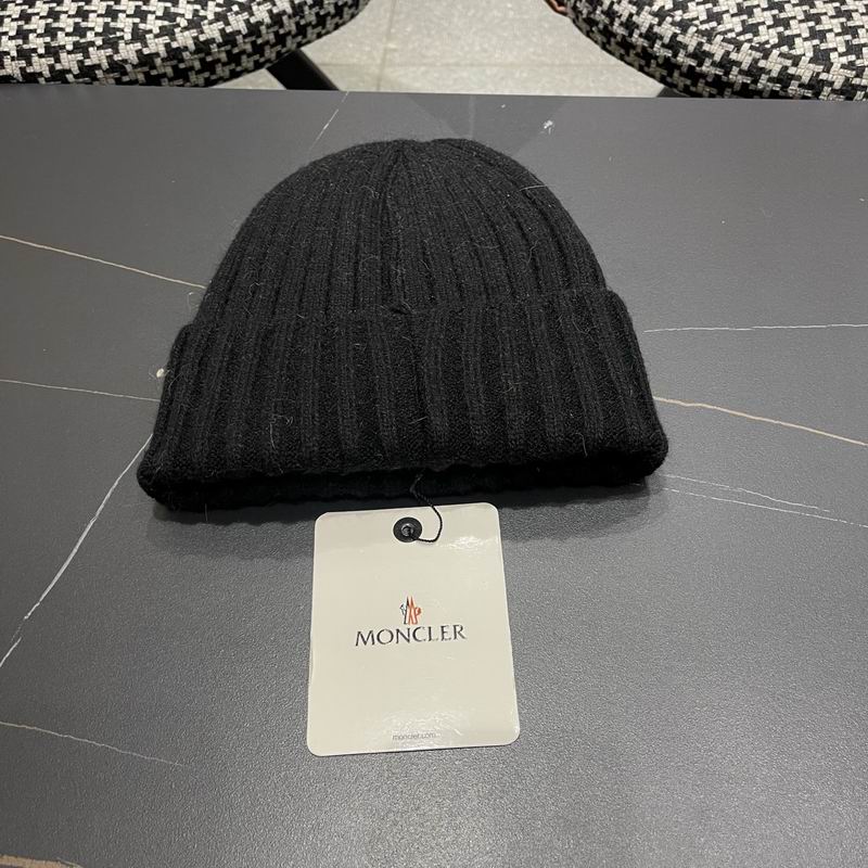 Moncler Hat (1616)